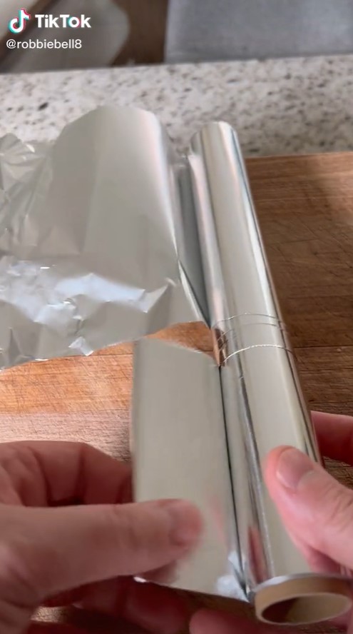 Trik atasi aluminium foil wrap yang menempel, mudah dibuka & antisobek