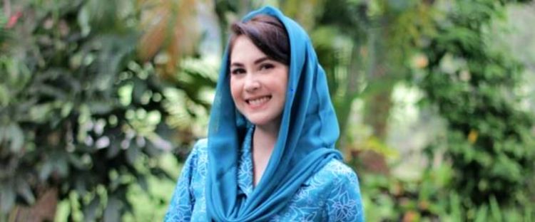 7 Perawatan rambut Arumi Bachsin ini bikin berkilau dan antirontok