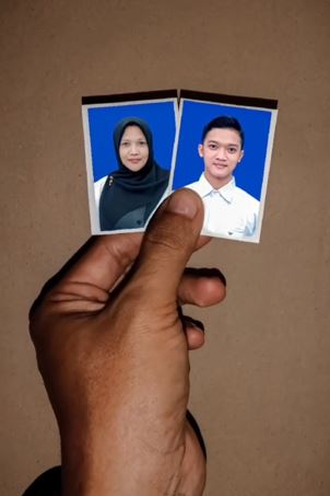 Cinta tak pandang usia, guru ini nikahi eks murid lebih muda 20 tahun