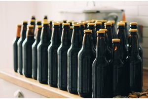 Cuma pakai korek api, ini trik membuka tutup botol kaca dengan cepat