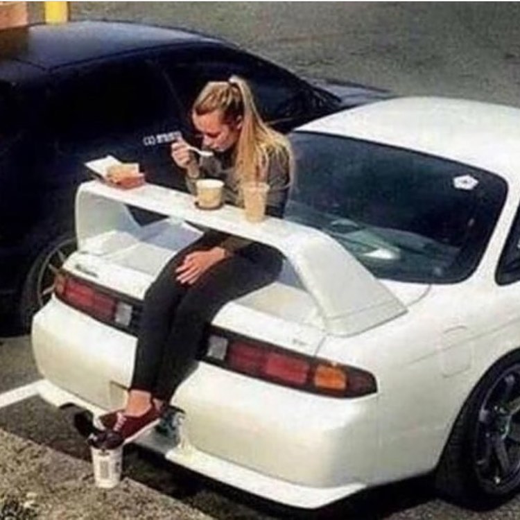 11 Potret pengganti meja makan ini kreatif tapi nyeleneh abis