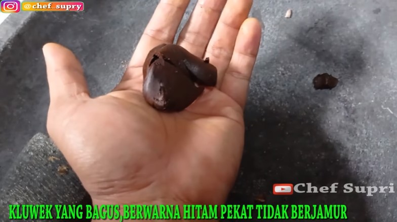 Trik memilih kluwek untuk rawon agar tidak pahit dan aman dikonsumsi