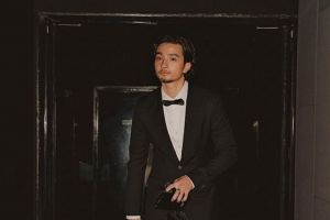 Gaya 7 aktor Indonesia makan di warteg, santai dan nggak gengsi