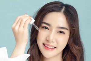 5 Tips memilih serum sesuai jenis kulit, pilih tekstur ringan