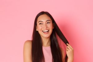 7 Cara memanjangkan rambut pakai bahan alami, rutin gunakan teh hijau