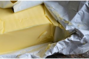 Tanpa dimasak, begini trik melunakkan butter beku dalam 5 menit