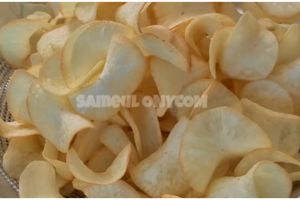 Trik simpel goreng keripik singkong agar renyah dan tidak keriting