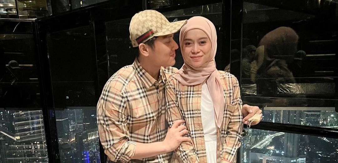 Pamer BPKB mobil mewah, ayah Rizky Billar bantah anaknya bangkrut