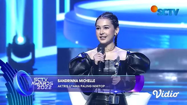 Sandrinna Michelle raih Aktris Ngetop SCTV Awards, bikin netizen riuh