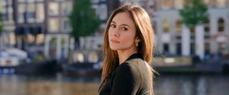 5 Perawatan rambut Wulan Guritno, tetap sehat meski di-styling