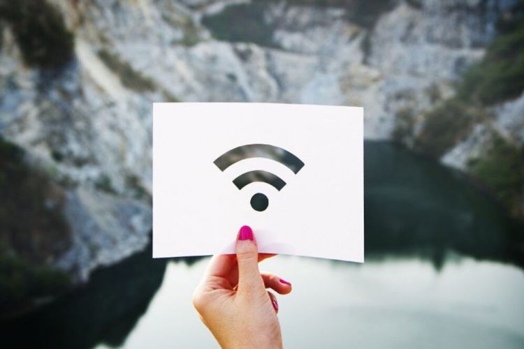 Cara memperkuat sinyal Wi-Fi laptop dengan mudah, koneksi jadi stabil