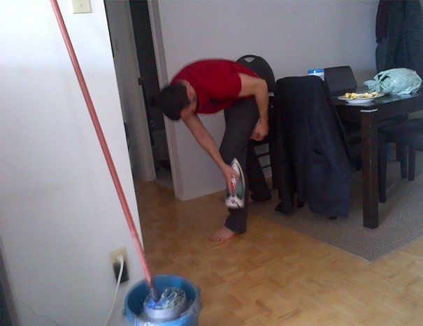 11 Tingkah nyeleneh orang pas buru-buru, ada aja cara akali waktu