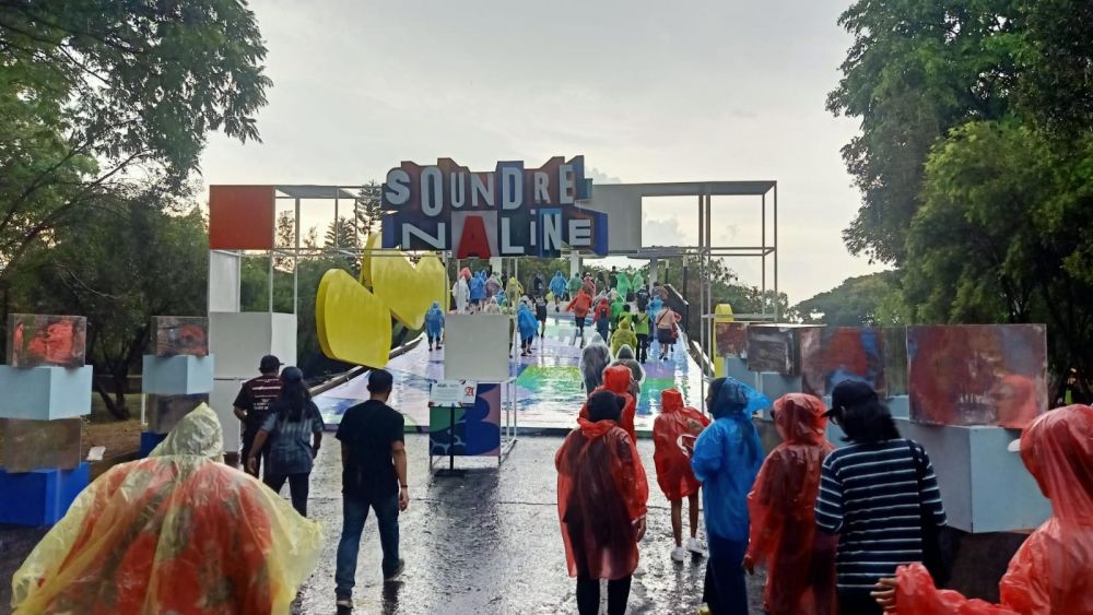 Panggung Soundrenaline kembali bergema, ada Anak Sekolah ala Weezer