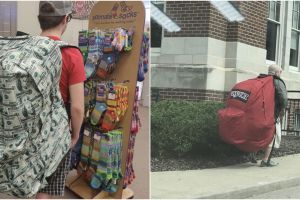 11 Potret lucu orang bawa tas jumbo ini bikin yang lihat heran