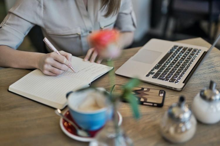 11 Aplikasi pencatat kegiatan harian di laptop, mudah atur jadwal
