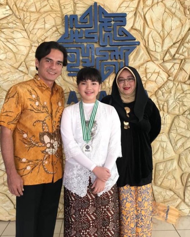 Anak Teddy Syach mengaku sempat kaget ayahnya menikah lagi