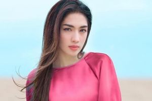7 Perawatan rambut ala Angel Karamoy ini cegah kering dan rapuh