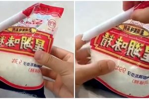 5 Trik melipat bungkus garam agar kualitas terjaga, simpel dan antitumpah