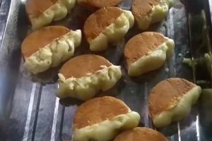 Trik membuat kue pukis, kulitnya lembut persis bikinan pedagang kaki lima