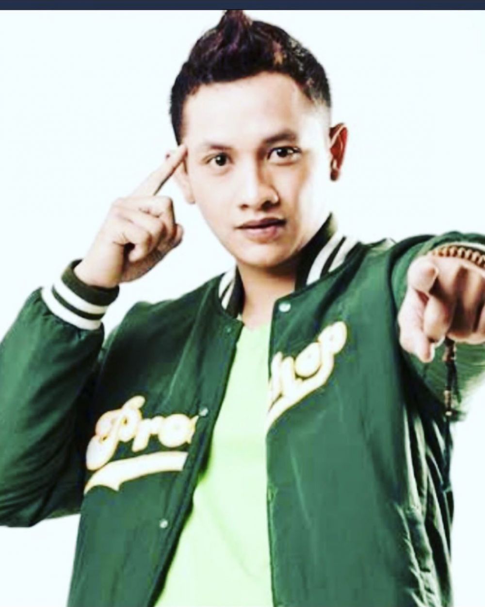 Aktor film Yowis Ben ini dulu pegawai supermarket, intip 11 potret perubahan sebelum dan usai terkenal