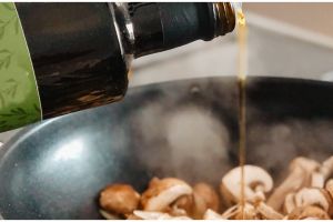 Trik jitu mengurangi penggunaan minyak untuk masak, jadi lebih hemat dan sehat