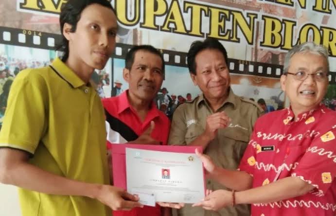 Heboh Iptu Umbaran Polsek di Blora nyamar jadi wartawan selama 14 tahun, begini kata mabes polri