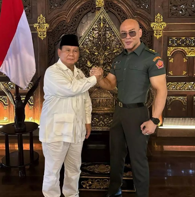 Dapat pangkat Letkol Tituler TNI AD, Deddy Corbuzier tegaskan tak akan ambil gaji dari negara