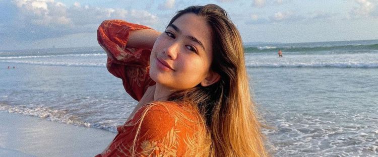 Miliki look makeup natural, intip 8 step riasan wajah ala Josephine Firmstone si Jojo di film Keramat