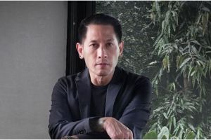 Serba stainless, intip 10 alat dapur andalan Chef Juna