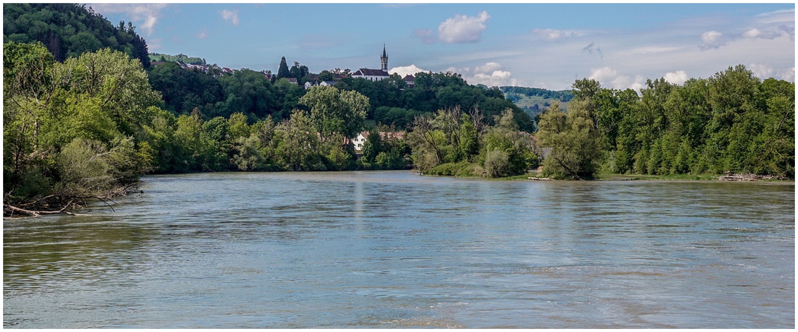 Bukan di Swiss, penampakan sungai jernih di Kebumen ini layaknya Sungai Aare