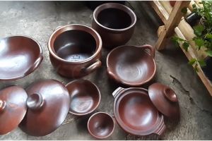 Jangan asal, begini 7 cara mencuci alat masak berbahan tanah liat agar tak mudah rembes
