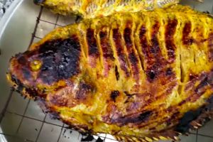 Agar matang merata dan tidak gosong, begini trik bakar ikan berukuran besar