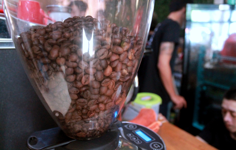 Puluhan petani kopi Indonesia menanti hasil kompetisi kopi paling prestisius di dunia