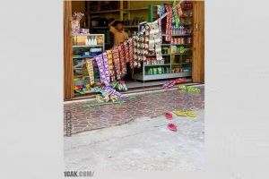 11 Momen apes orang saat belanja di warung ini bikin tepuk jidat