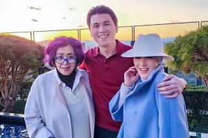 Keakraban Syahrini dan ibu mertua saat liburan redam isu cerai, ini 7 potret terbaru mereka di Jepang