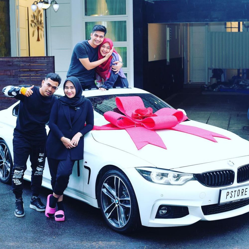 Digugat cerai Septia Yetri Opani, intip 4 sumber kekayaan Putra Siregar