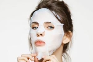 11 Sheet mask untuk kulit sensitif harga di bawah Rp 100 ribu, wajah bebas iritasi