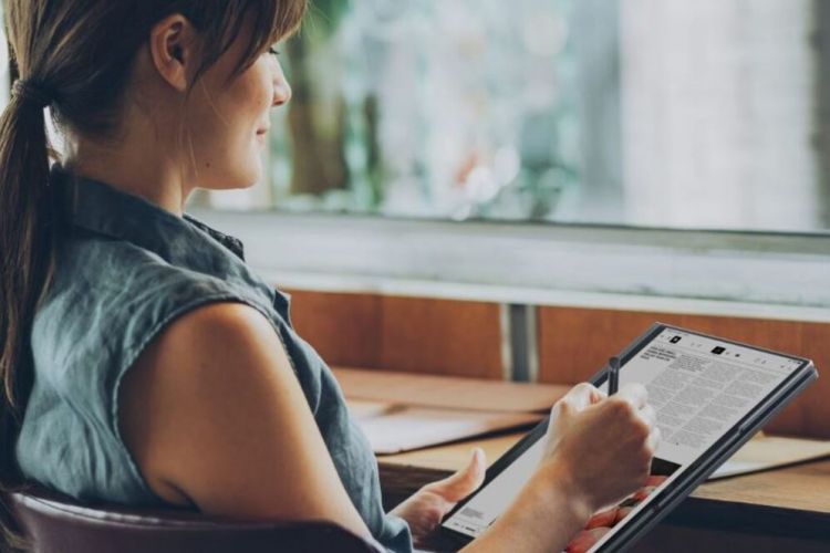 Lenovo pamerkan laptop ThinkBook Plus Twist dengan layar Horizontal Flip, ini bocoran spesifikasinya