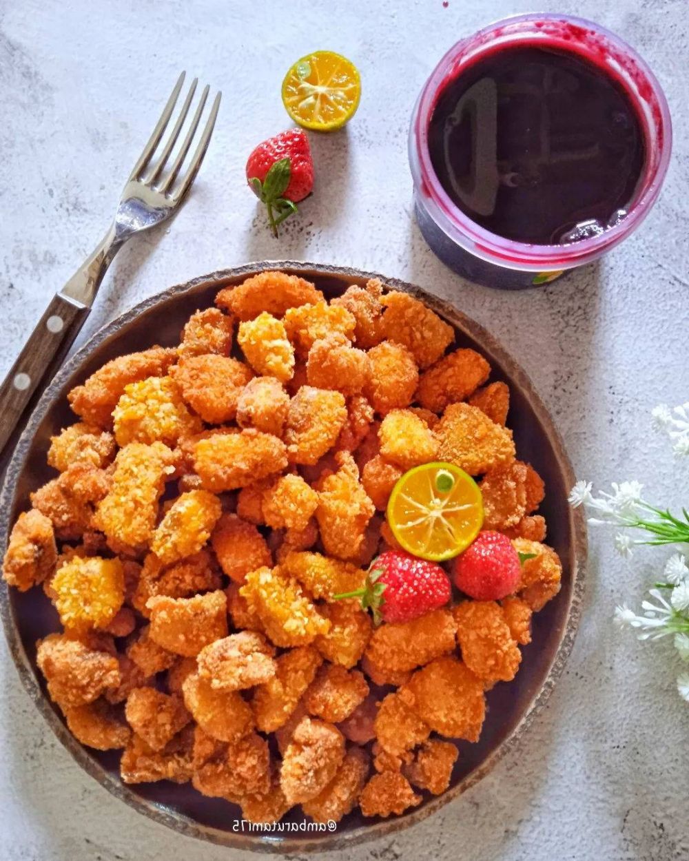 Resep banana pop, pisang crispy lezat dan mudah dibuat