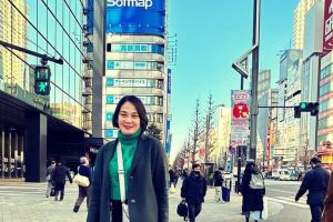 Masih terlihat muda di usia 51 tahun, ini 5 cara Dian Nitami menjaga kecantikan kulit wajah