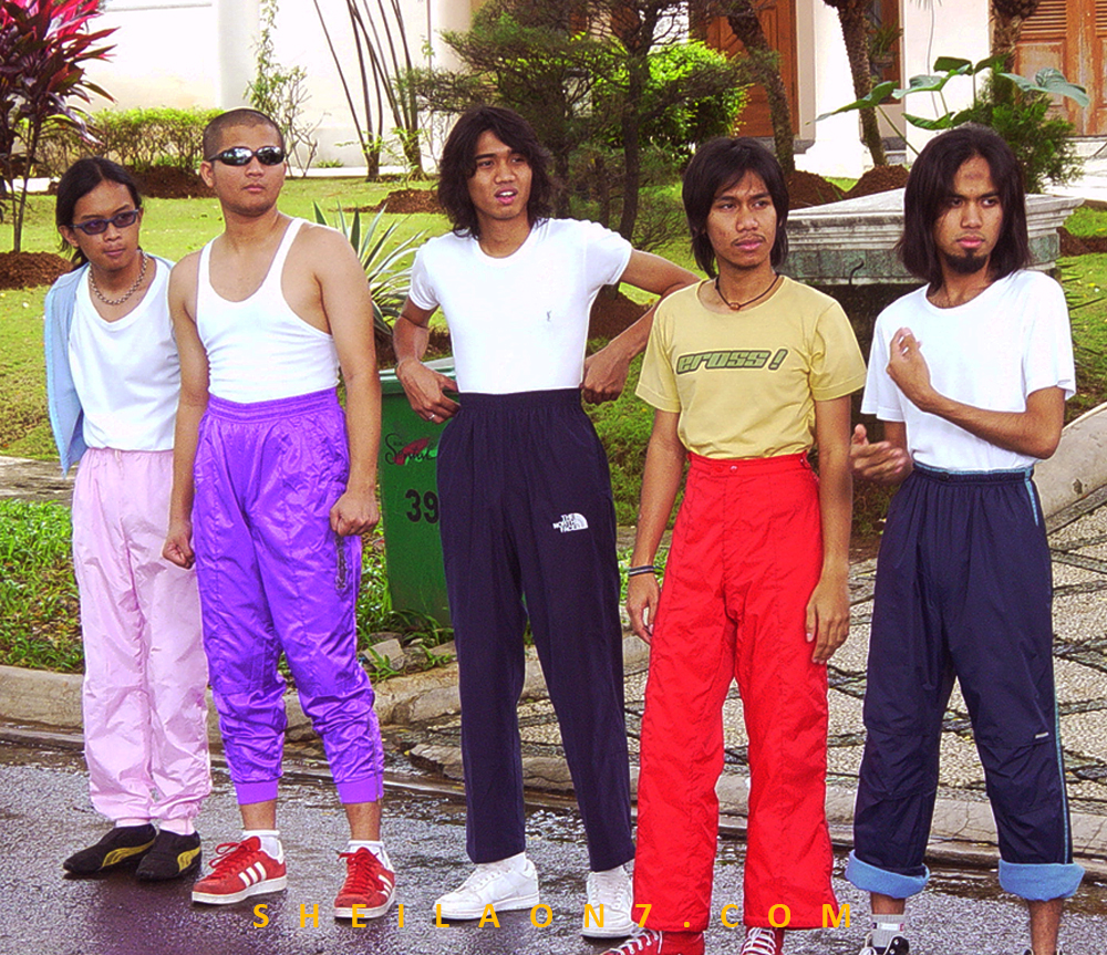 9 Transformasi Sheila On 7 dari awal karier hingga kini, penampilan Eross sama sekali tak berubah