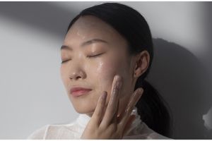 7 Manfaat mengikuti step skincare rutin ala Korea, dapat mencegah penuaan dini