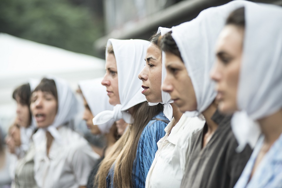 35 Contoh kata sambutan pengajian ibu-ibu, singkat, padat dan anti dicuekin