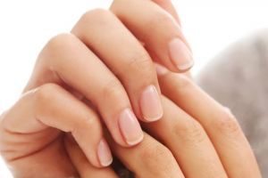 Cuma butuh 2 bahan dapur, ini trik mengatasi kuku rapuh agar lebih kuat dan berkilau alami