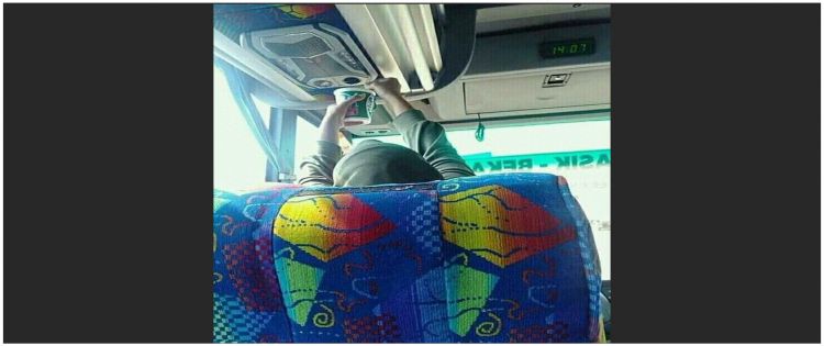 Nyeleneh Abis 13 Potret Lucu Orang Dalam Bus Ini Penampakannya Bikin