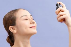 Cara cegah penuaan dini pakai toner dari 1 bahan minuman, jadi segar dan bebas kerutan