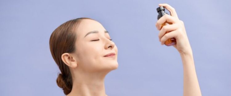 Cara cegah penuaan dini pakai toner dari 1 bahan minuman, jadi segar
