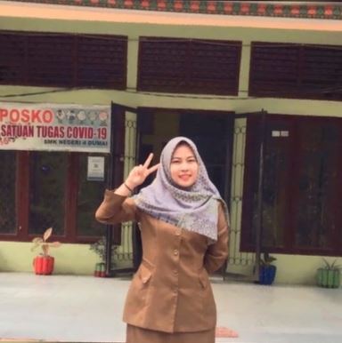 Kisah viral murid menikahi gurunya, sudah sama-sama jatuh cinta sejak awal jumpa