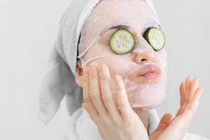Bikin kembali lembap, begini trik atasi kulit kering hanya pakai sheet mask dari 1 bahan minuman