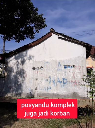 Tembok kumuh bangunan Posyandu ini jadi estetik setelah dilukis, penampakannya sedap dipandang